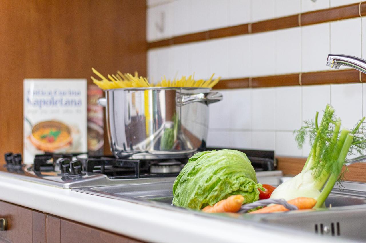 شقة Da Armida Vip Flat نابولي المظهر الخارجي الصورة
